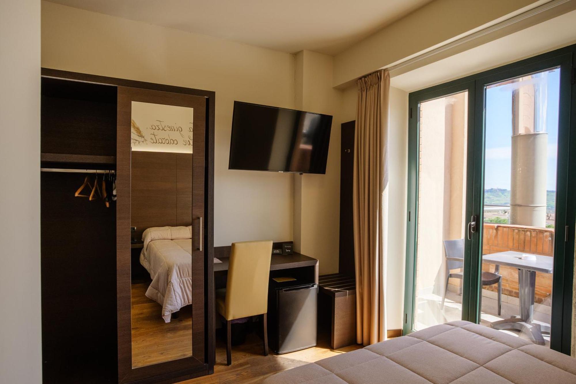 Ristorante Da Tonino Hotel Recanati